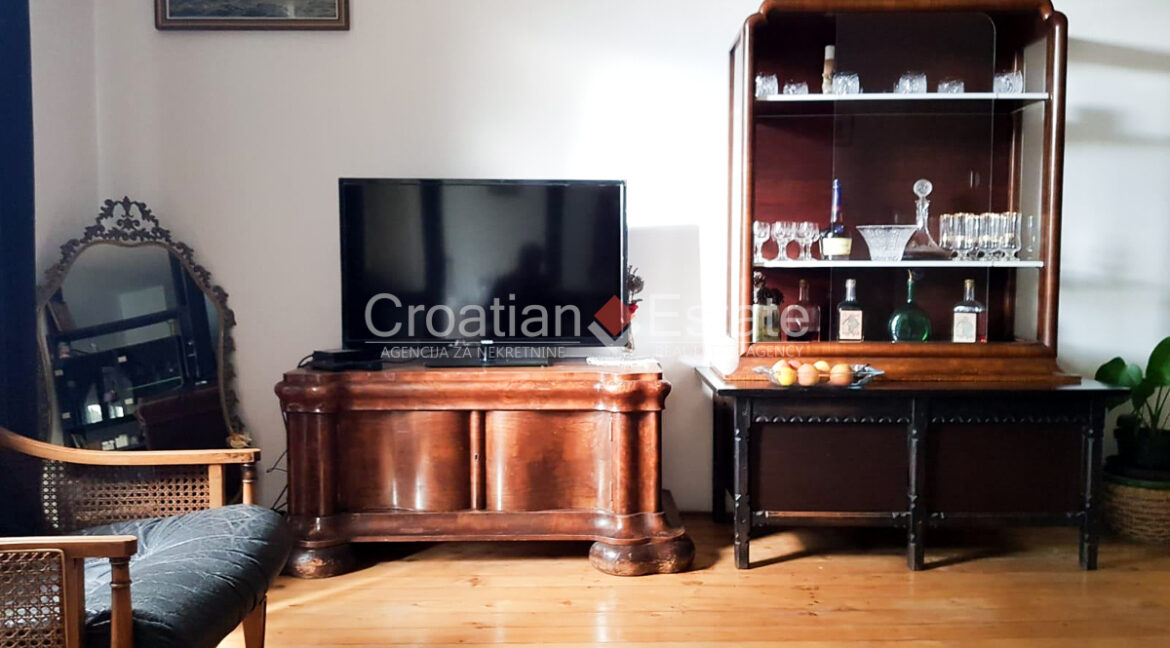 croatia-korcula-house-sea-view-near-sea-sale(106)