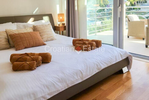 croatia-korcula-house-seafront-pool-sale(113)