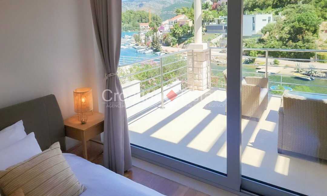 croatia-korcula-house-seafront-pool-sale(114)