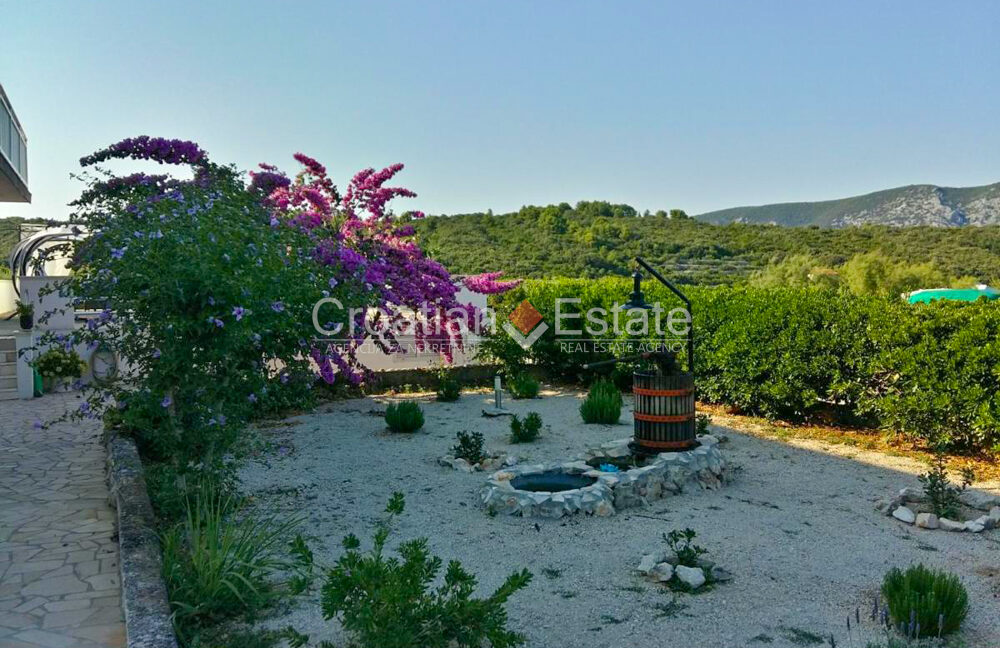 croatia-korcula-seafront-house-pool-sale(121)