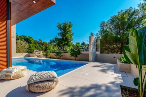 croatia-korcula-seafront-pool-sea-view-sale(104)