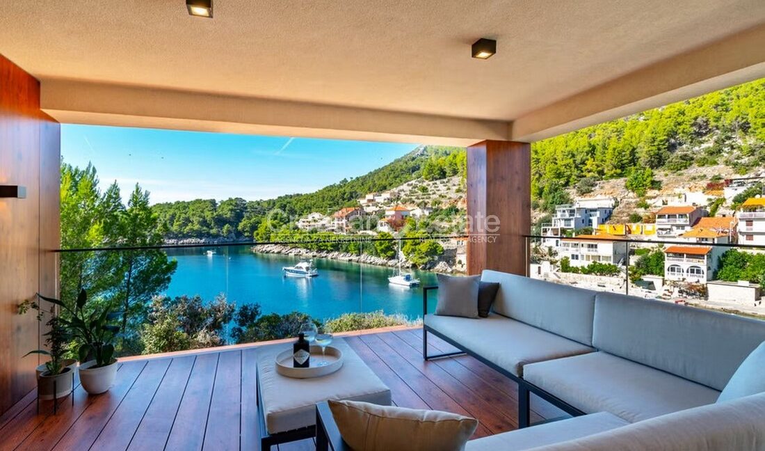 croatia-korcula-seafront-pool-sea-view-sale(105)
