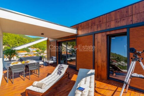 croatia-korcula-seafront-pool-sea-view-sale(116)
