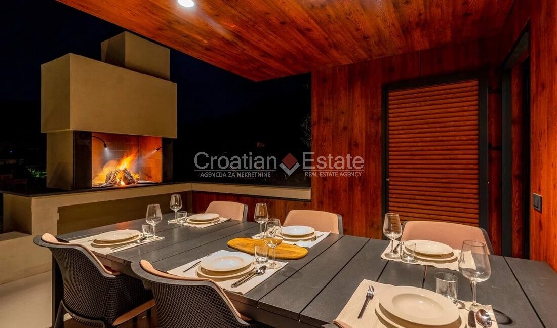 croatia-korcula-seafront-pool-sea-view-sale(119)