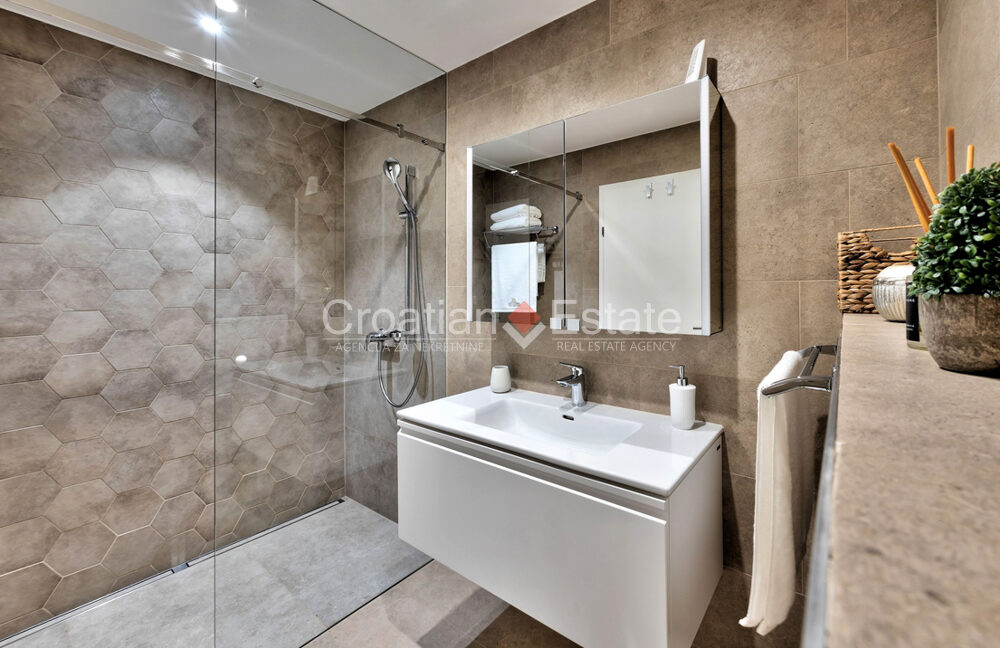 croatia-korcula-two-villas-sea-view-pool-sale(116)