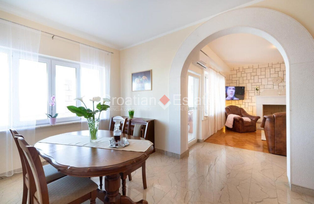 croatia-korcula-villa-seafront-pool-sale(104)