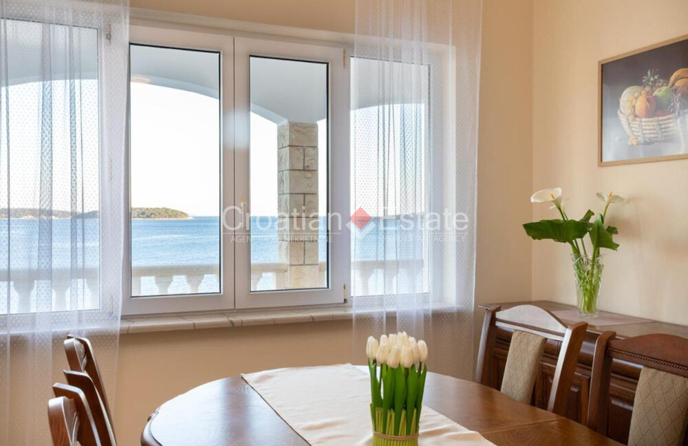 croatia-korcula-villa-seafront-pool-sale(105)