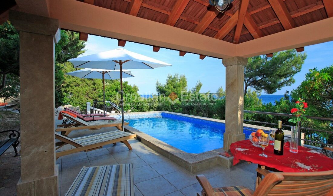 croatia-korcula-villa-seafront-pool-sale(106)