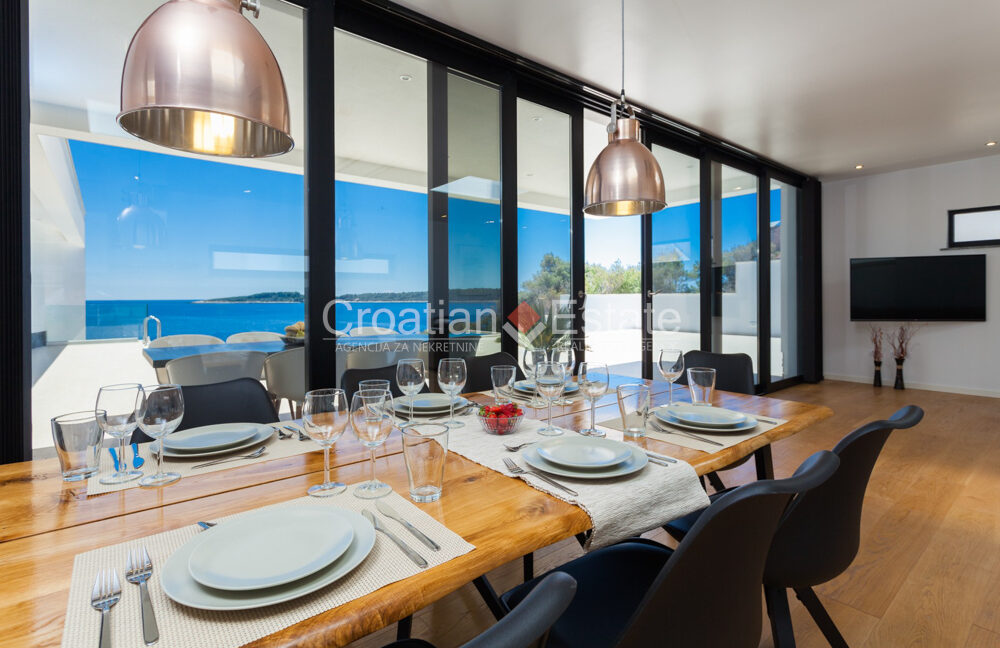 croatia-korcula-villa-seafront-pool-sale(108)