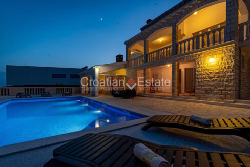 croatia-korcula-villa-seafront-pool-sale(109)