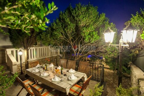 croatia-korcula-villa-seafront-pool-sale(119)