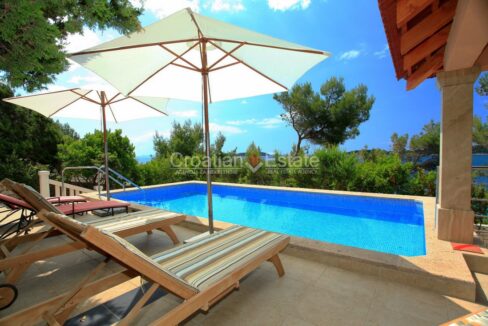 croatia-korcula-villa-seafront-pool-sale(120)