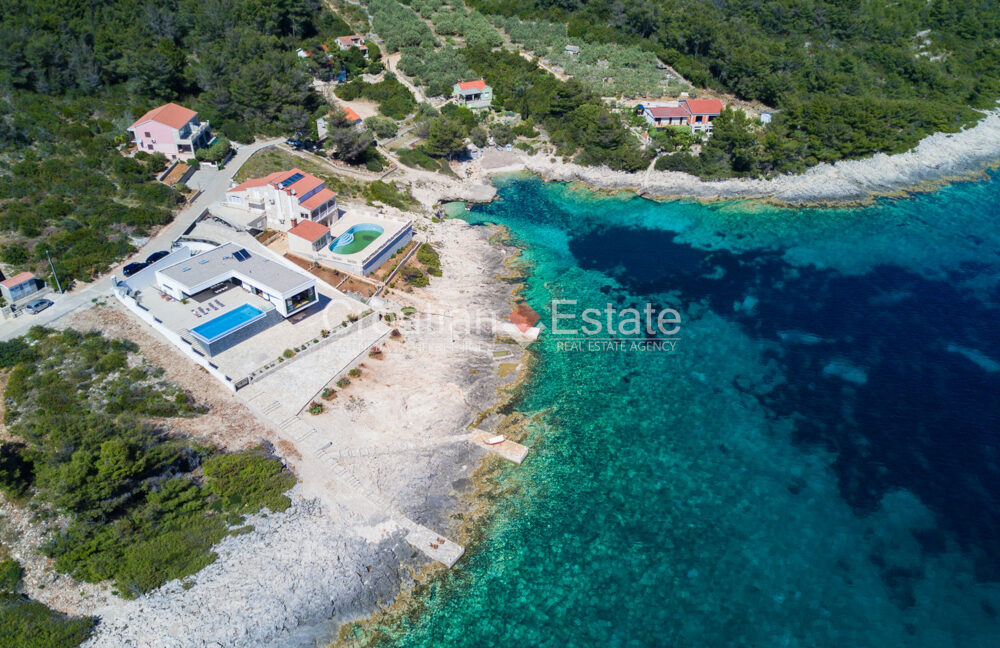 croatia-korcula-villa-seafront-pool-sale(125)