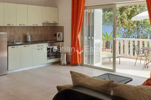 croatia-korcula-villa-seafront-sale(110)