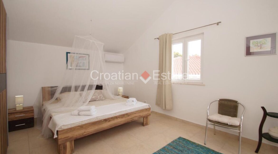 croatia-korcula-villa-seafront-sale(118)