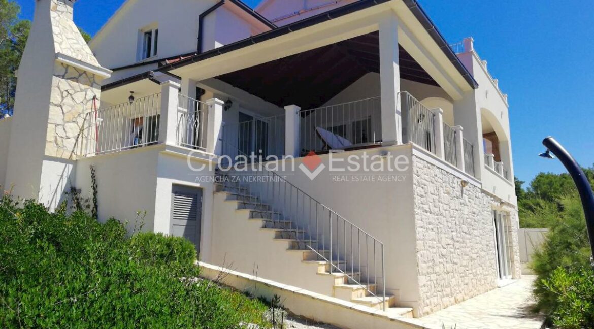 croatia-korcula-villa-seafront-sale(137)