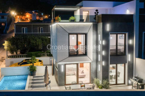 croatia-makarska-villa-pool-roof-terrace-sea-view-sale(104)