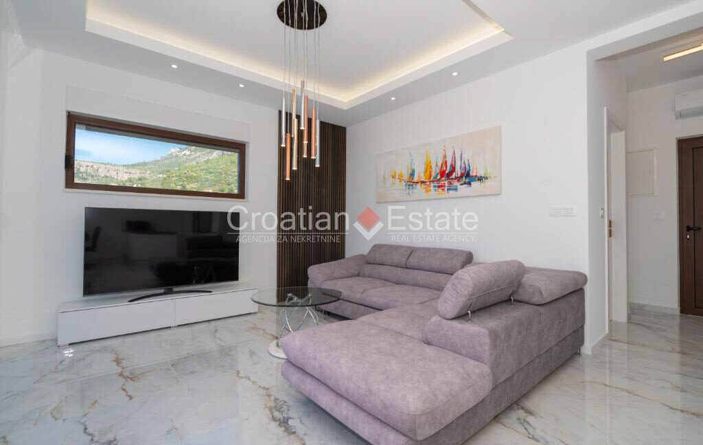 croatia-makarska-villa-pool-roof-terrace-sea-view-sale(111)