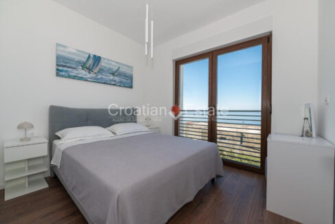 croatia-makarska-villa-pool-roof-terrace-sea-view-sale(117)