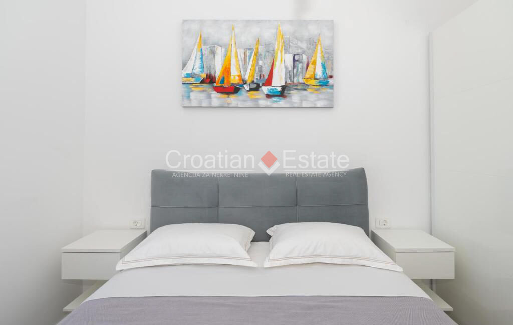 croatia-makarska-villa-pool-roof-terrace-sea-view-sale(121)