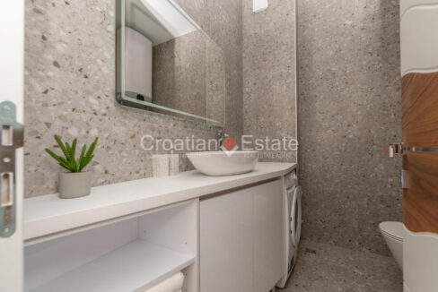 croatia-makarska-villa-pool-roof-terrace-sea-view-sale(123)