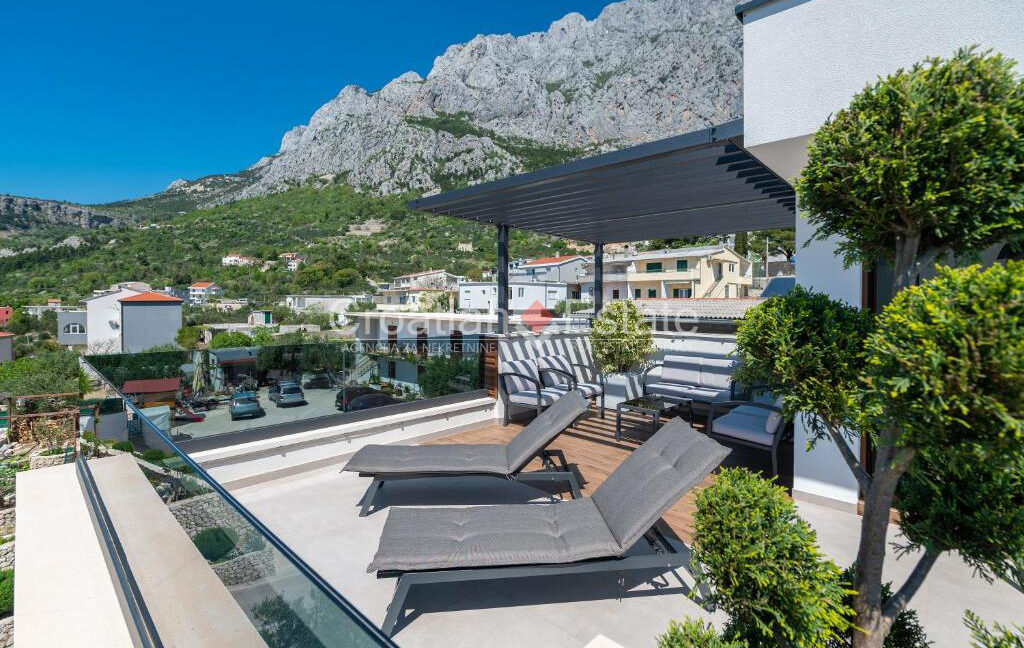 croatia-makarska-villa-pool-roof-terrace-sea-view-sale(124)