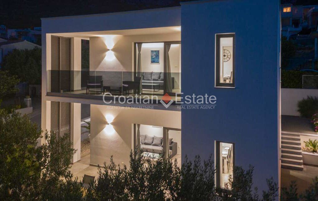 croatia-makarska-villa-two-flats-pool-sea-view-sale(104)