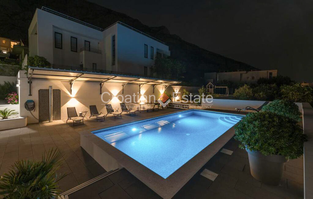 croatia-makarska-villa-two-flats-pool-sea-view-sale(114)