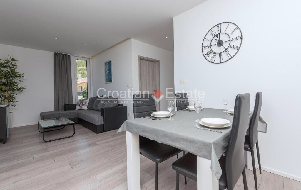 croatia-makarska-villa-two-flats-pool-sea-view-sale(129)