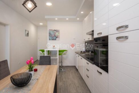 croatia-omis-apartment-two-units-seafront-sale(113)
