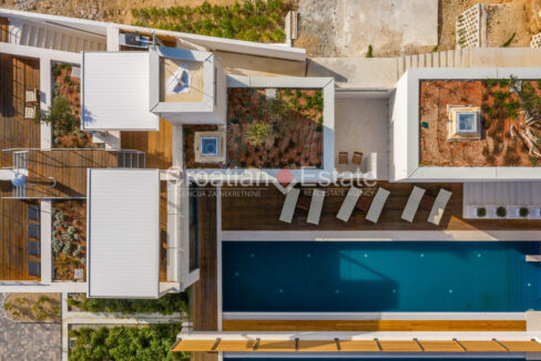 croatia-omis-villa-sea-view-pool-roof-terrace-sale(102)