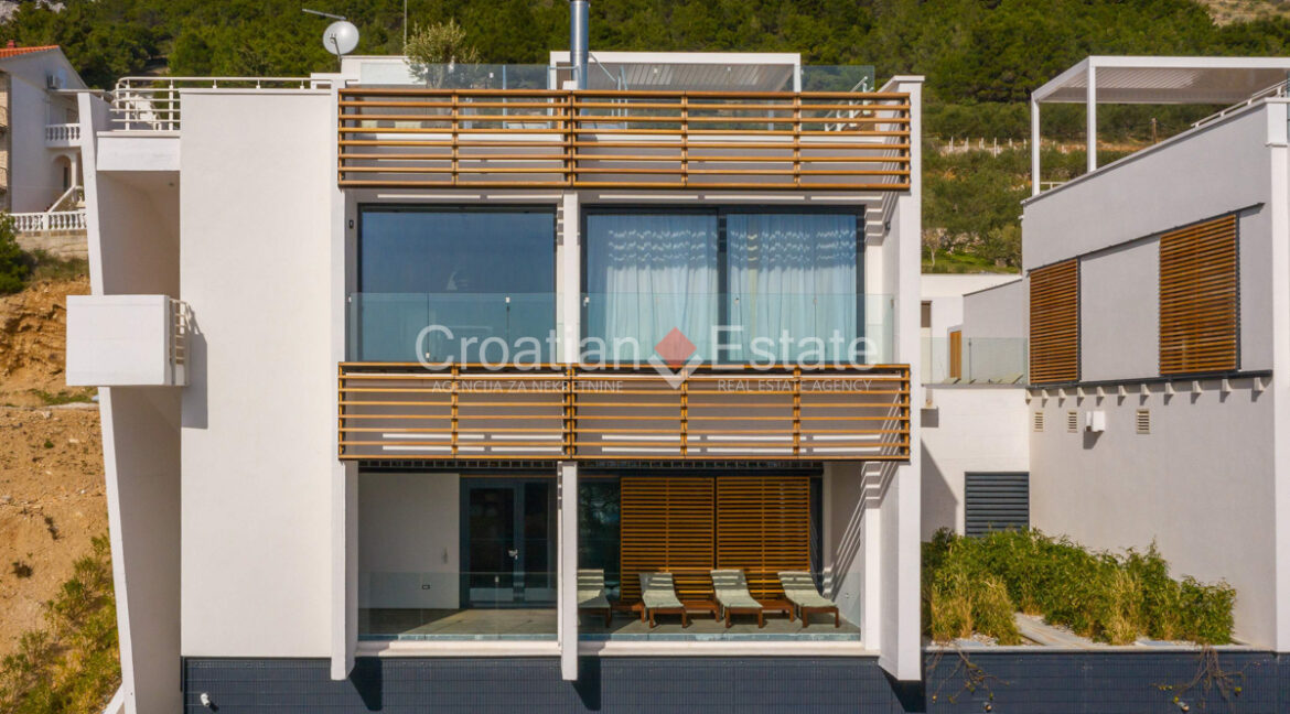 croatia-omis-villa-sea-view-pool-roof-terrace-sale(103)