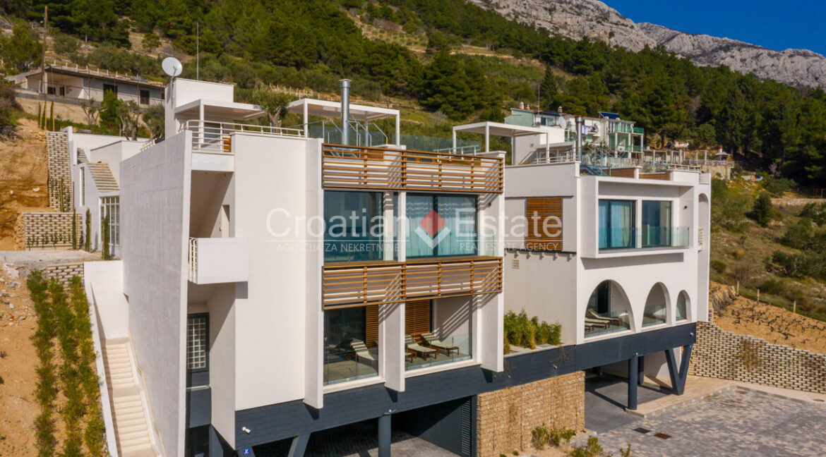 croatia-omis-villa-sea-view-pool-roof-terrace-sale(104)