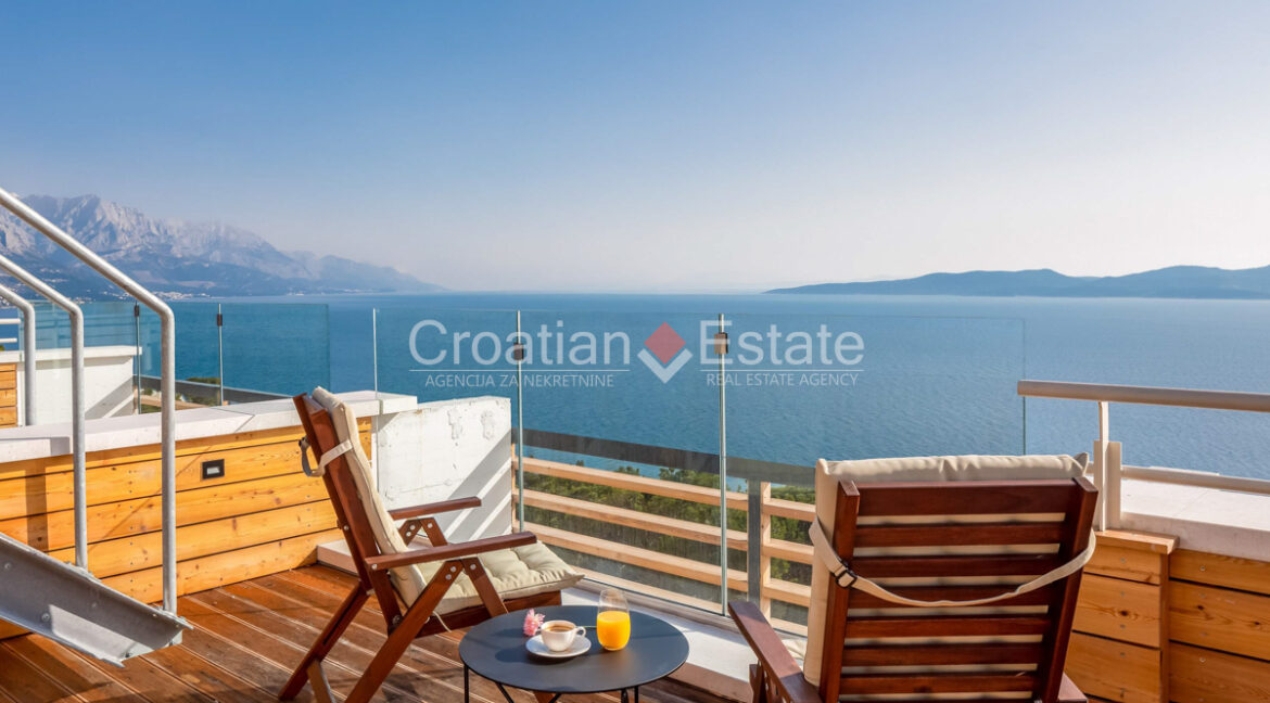 croatia-omis-villa-sea-view-pool-roof-terrace-sale(107)