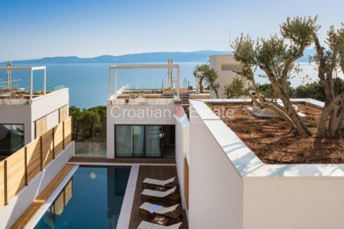 croatia-omis-villa-sea-view-pool-roof-terrace-sale(112)