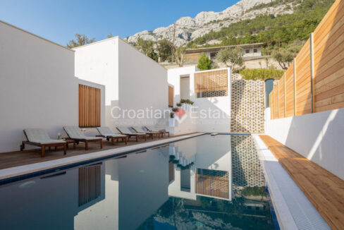 croatia-omis-villa-sea-view-pool-roof-terrace-sale(114)