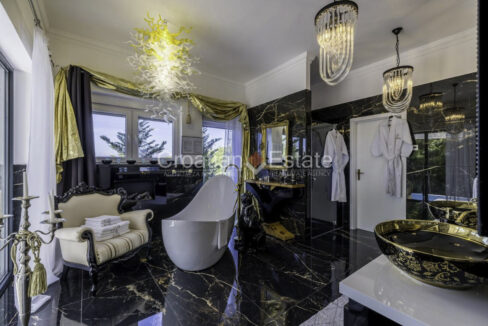 croatia-podstrana-luxury-villa-sea-view-pool-sale(108)
