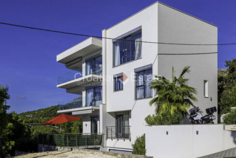 croatia-podstrana-luxury-villa-sea-view-pool-sale(127)