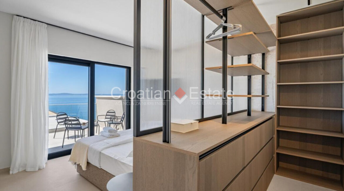 croatia-podstrana-villa-sea-view-pool-barbecue-sale(117)