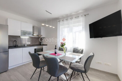 croatia-rogoznica-apartment-house-second-row-sea-view-sale(107)