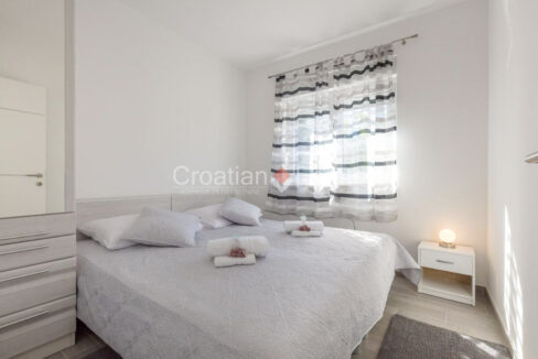 croatia-rogoznica-apartment-house-second-row-sea-view-sale(111)