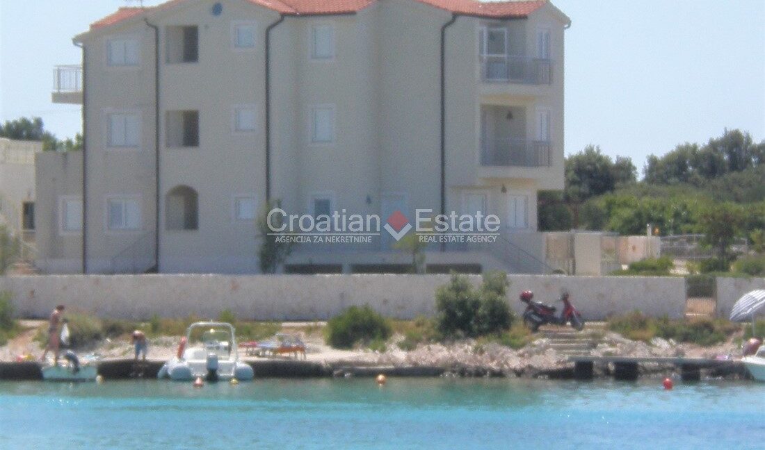 croatia-rogoznica-house-apartments-seafront-sea-view-sale(101)