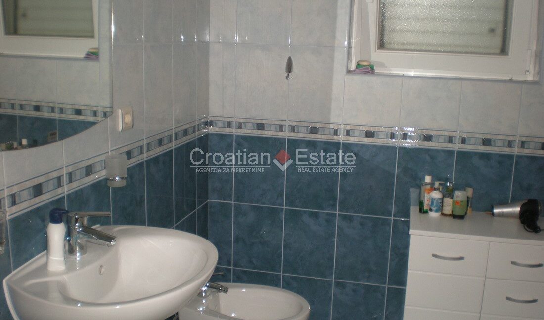 croatia-rogoznica-house-apartments-seafront-sea-view-sale(108)