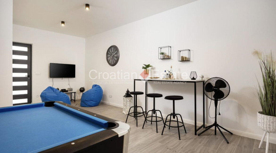 croatia-rogoznica-villa-sea-view-pool-playground-gym-sale(111)