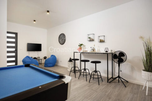 croatia-rogoznica-villa-sea-view-pool-playground-gym-sale(111)