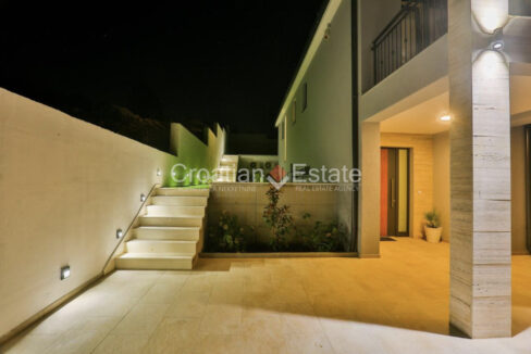 croatia-rogoznica-villa-sea-view-pool-playground-gym-sale(121)
