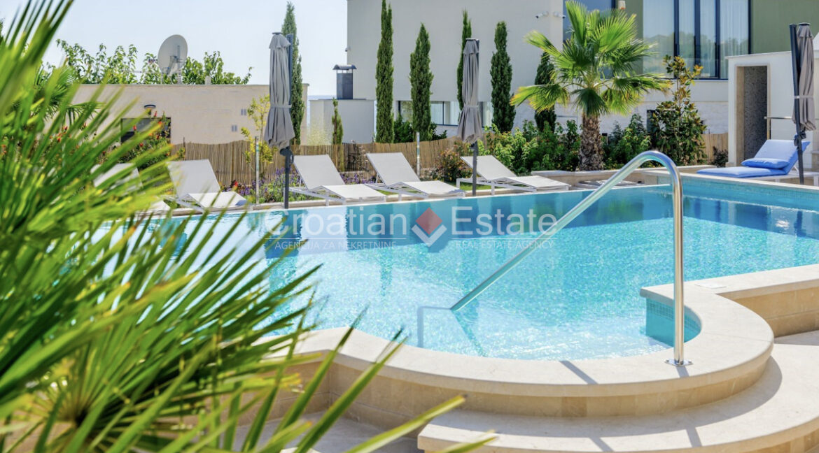 croatia-rogoznica-villa-second-row-pool-spa-gym-sale(101)