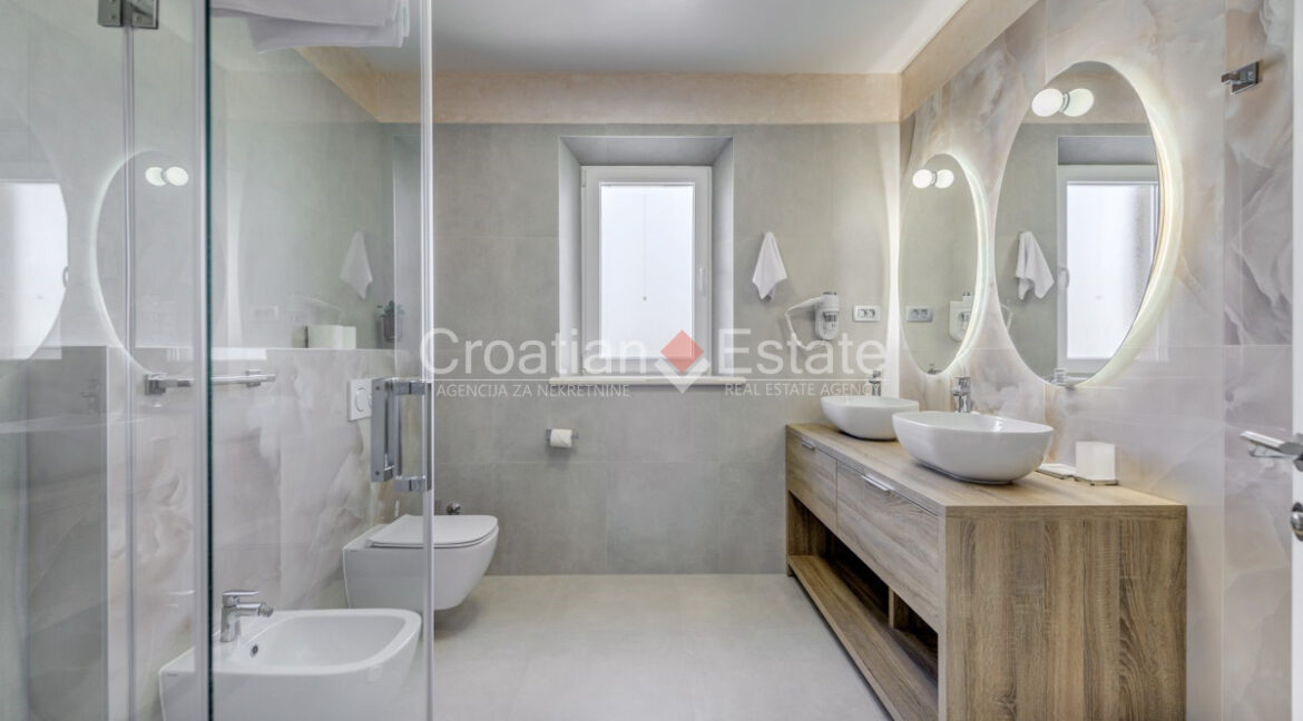 croatia-rogoznica-villa-second-row-pool-spa-gym-sale(120)