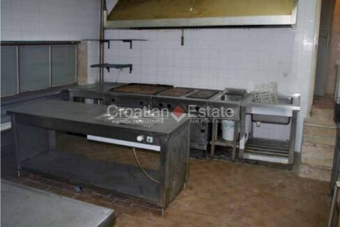 croatia-sibenik-property-seafront-sale(105)
