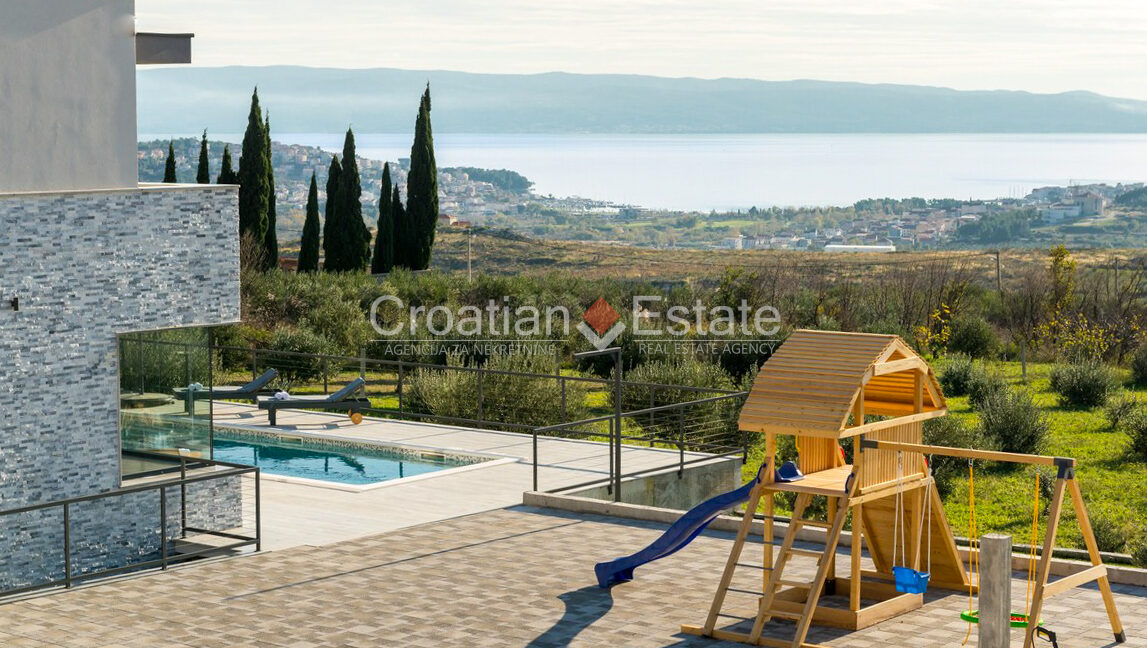 croatia-split-area-villa-sea-view-pool-garage-sale(106)